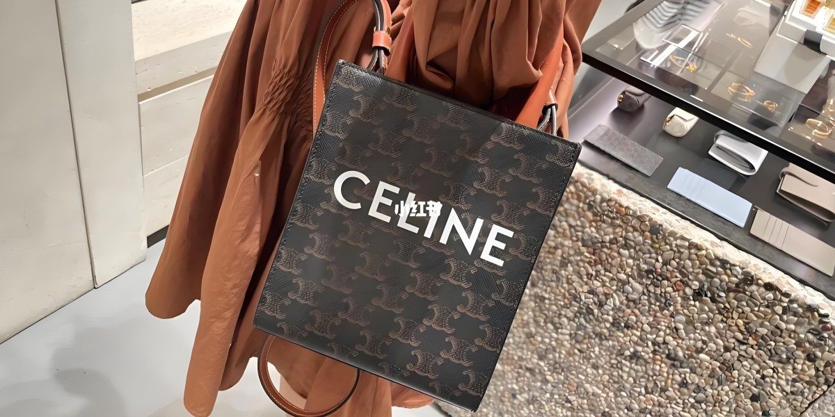 時尚焦點：探索凱旋門 Celine 的經典設計與實用魅力