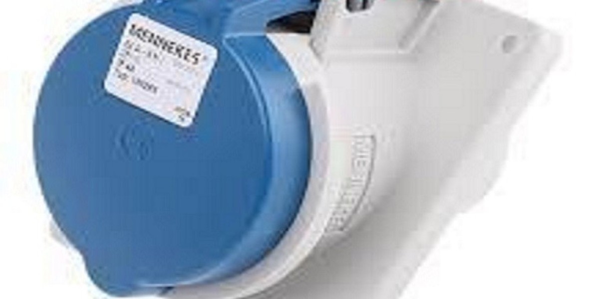 Explore NANTE.com for Weatherproof Distribution Box and Angled Industrial Socket Products